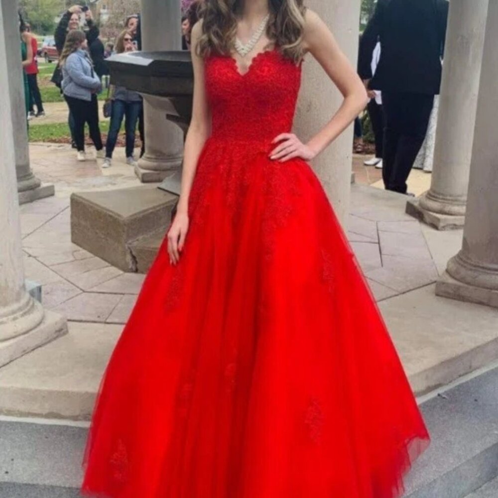 Signature Collection Princess Ball Gown Prom dress Stacey's Red 00/0